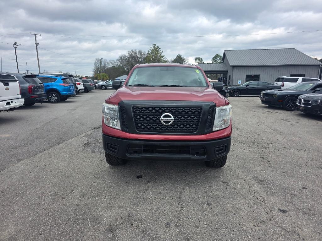 2017 Nissan Titan S's photo