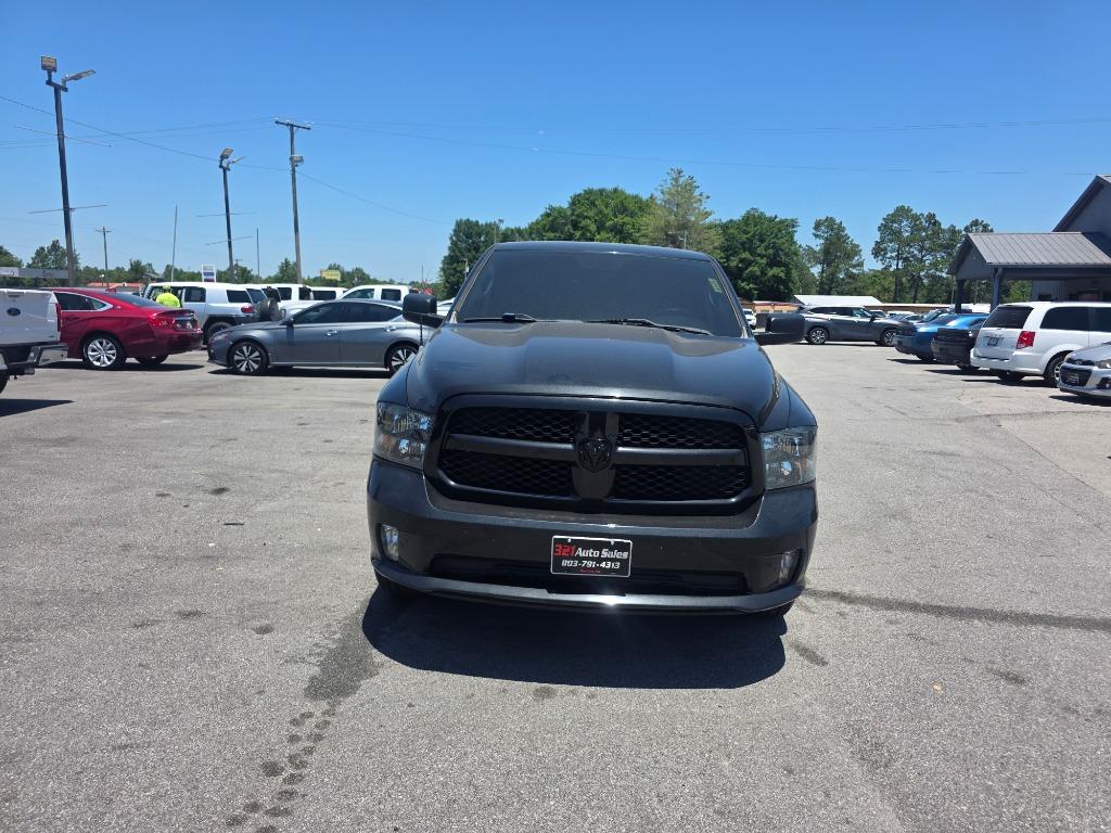 2018 RAM 1500 Express Crew Cab 5'7's photo