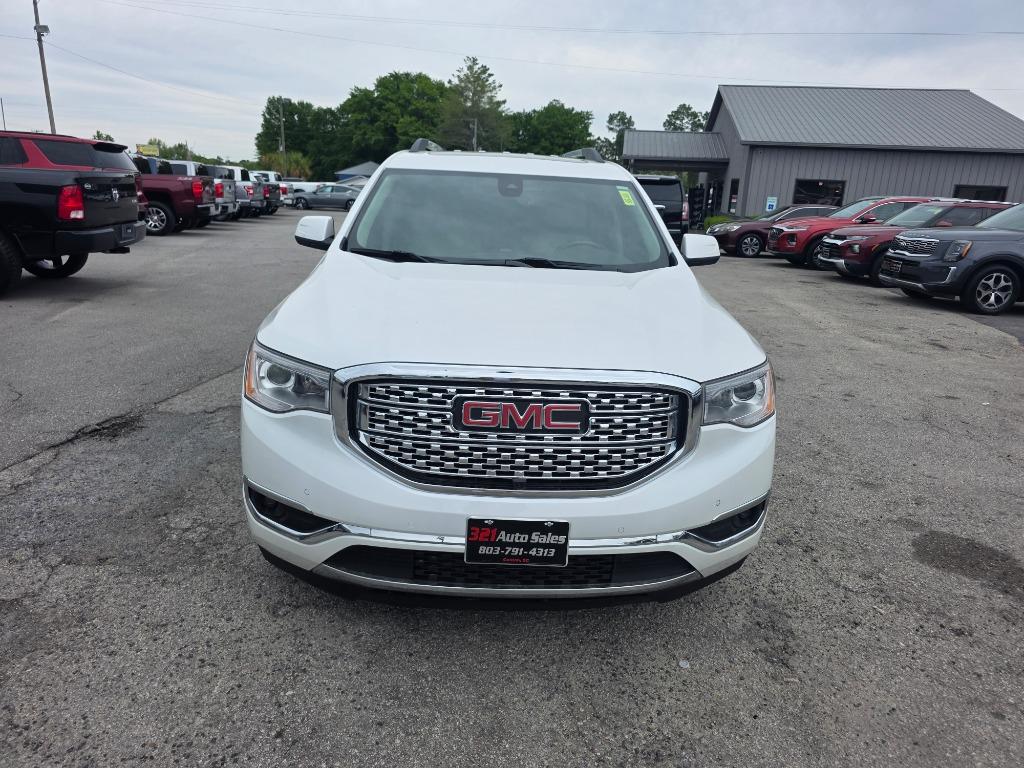 2019 GMC Acadia Denali FWD's photo