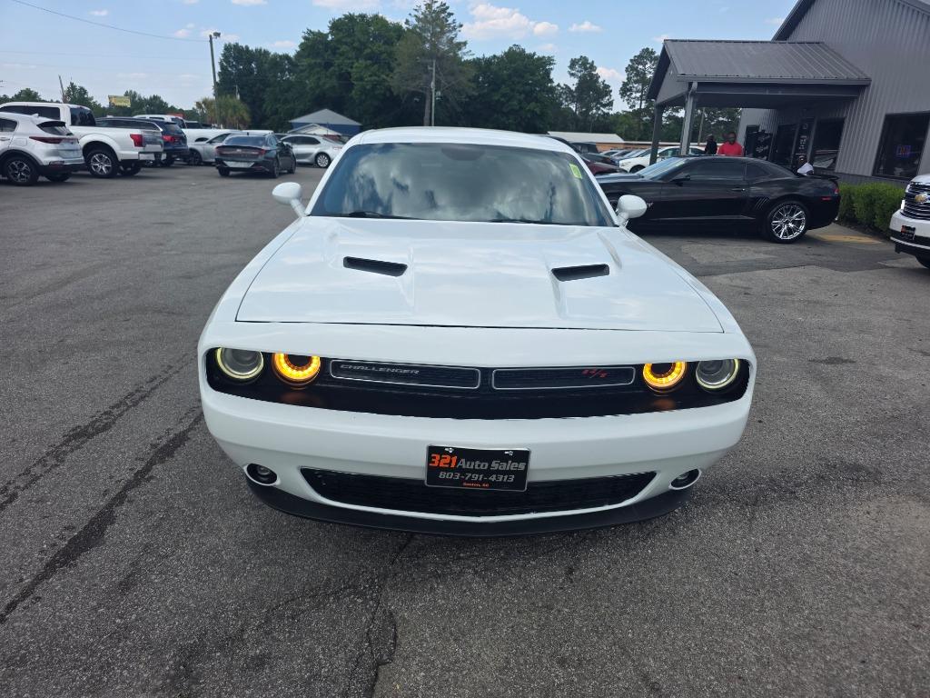 2015 Dodge Challenger SXT