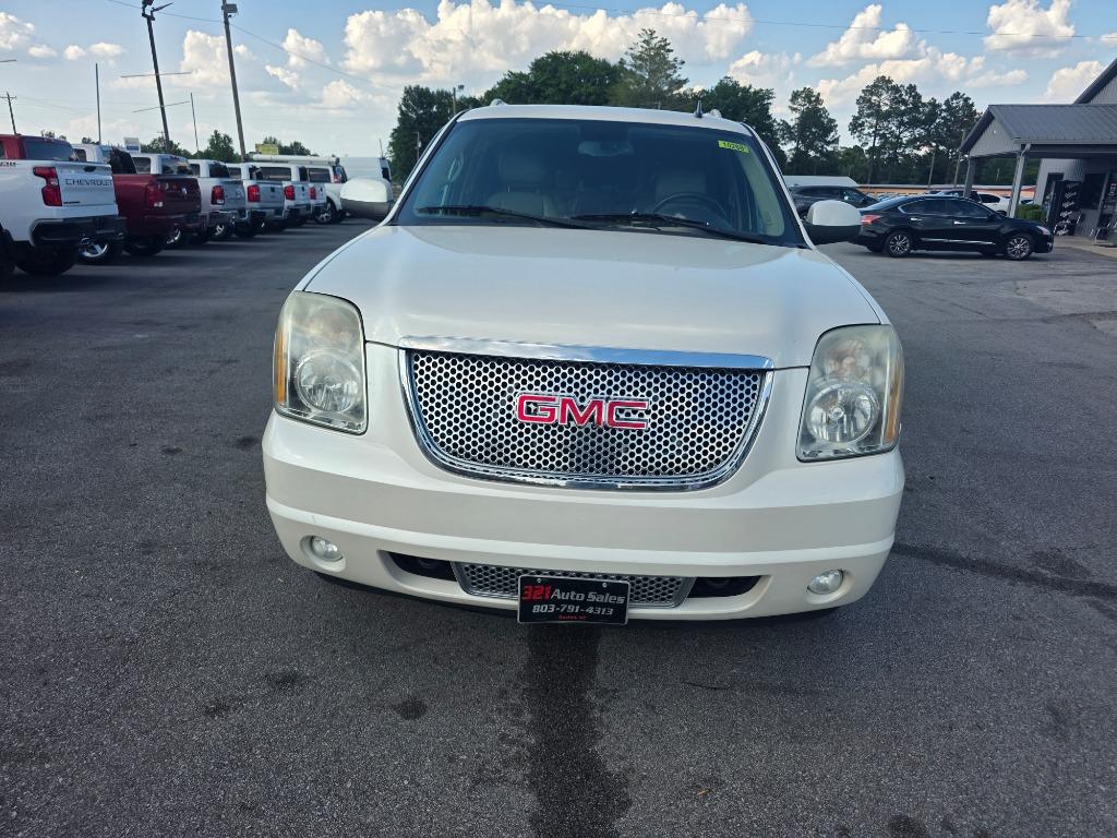 2012 GMC Yukon Denali 2WD's photo