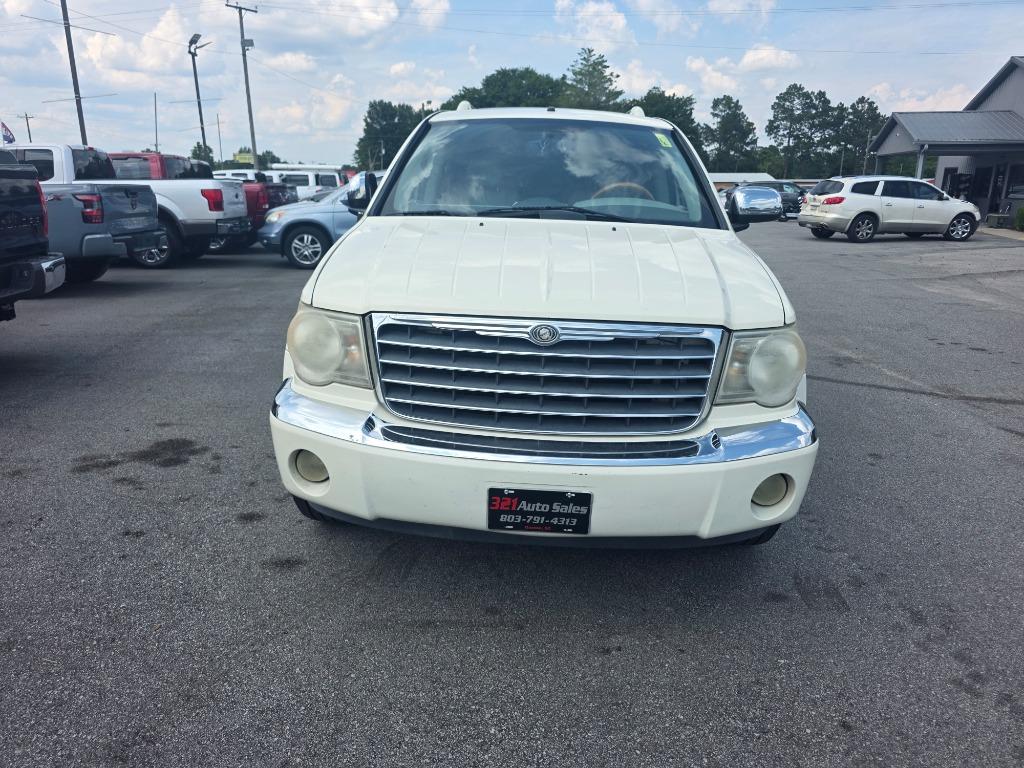 2009 Chrysler Aspen Limited 4x2's photo