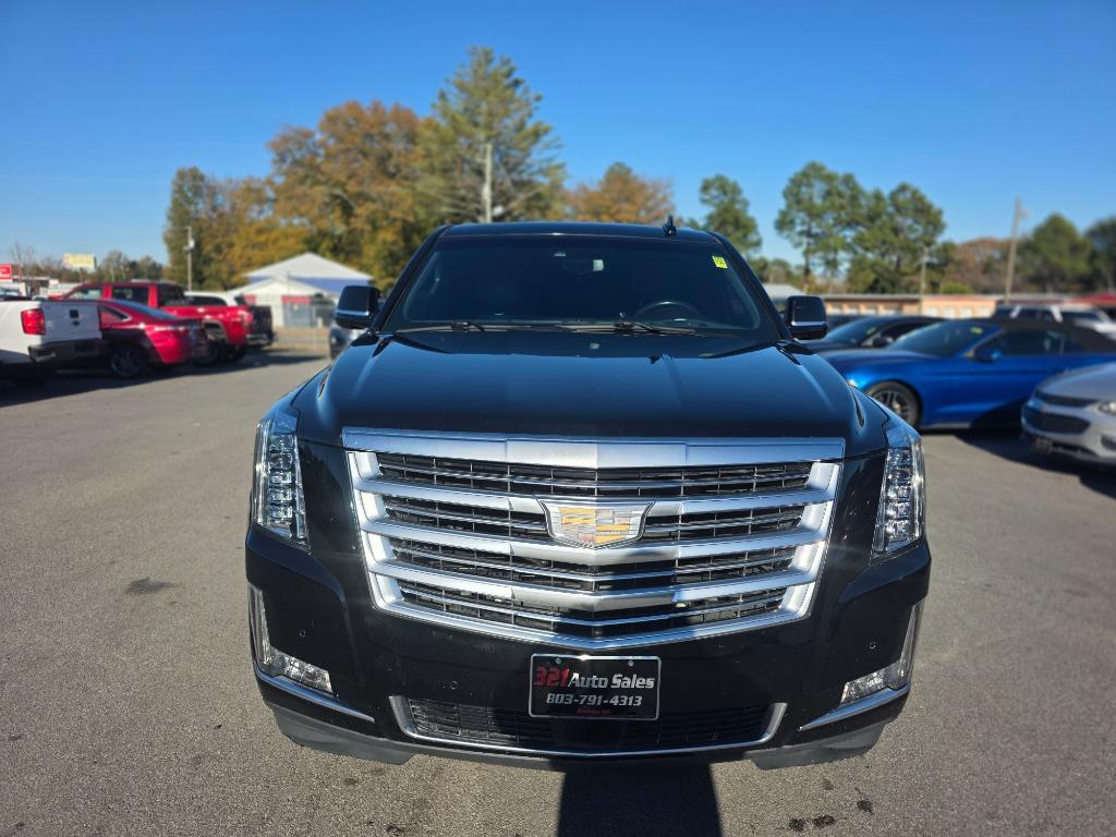 2017 Cadillac Escalade Platinum's photo